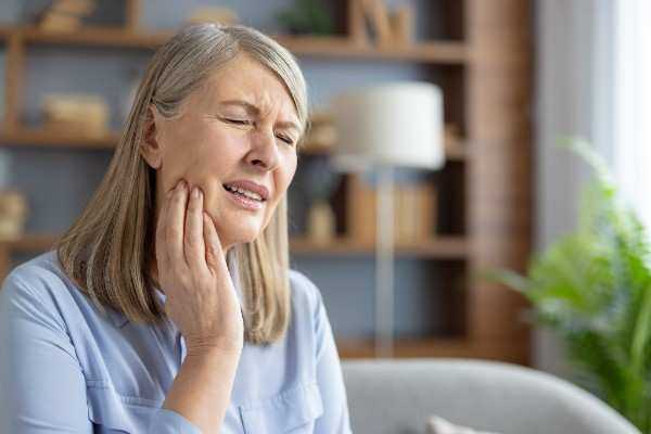  emergency dentist in Carlisle
