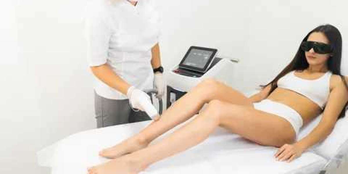 Discover the Best Dermatologist in Delhi for Laser Hair Reduction