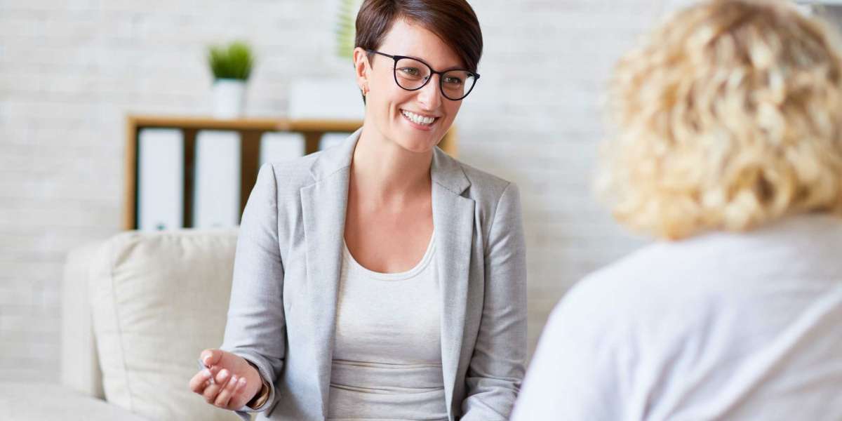 Psychotherapy vs Medication: The Right Treatment
