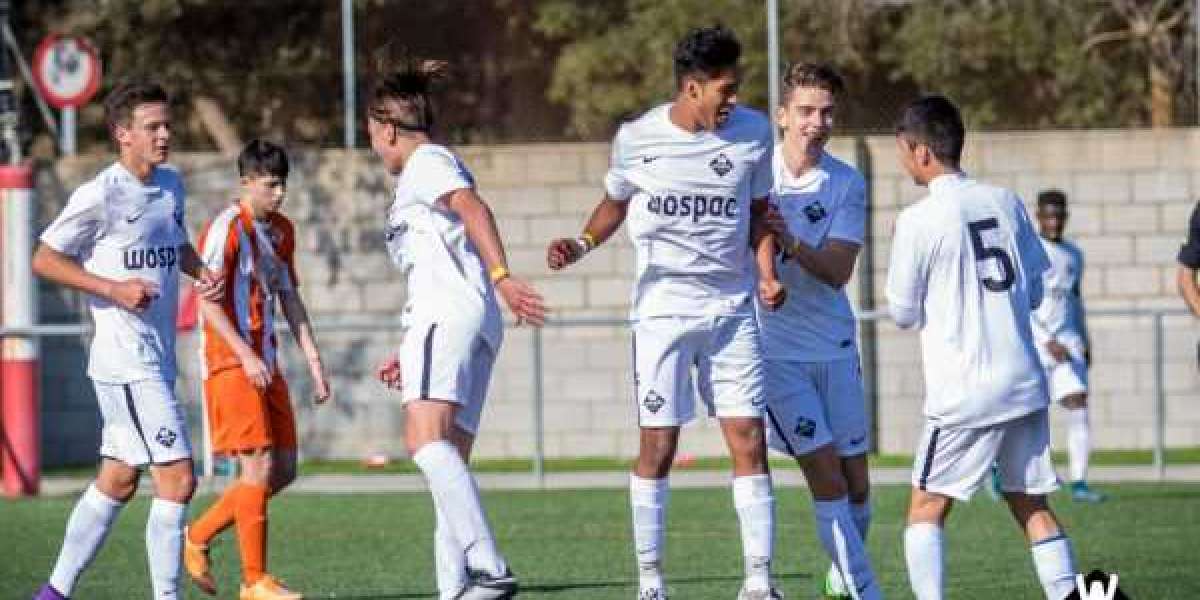 Why an International Boarding Football Academy is the Ultimate Choice for Aspiring Athletes?