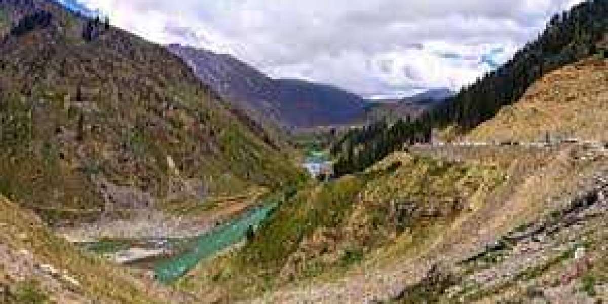 Road to Babusar: Naran Kaghan’s Breathtaking Gateway