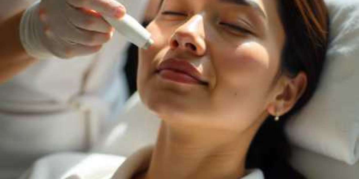 Discover the Benefits of Visiting a Laser Clinic in Toronto