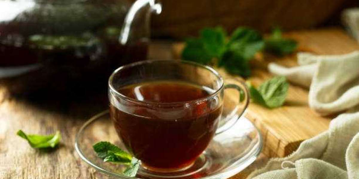 Discovering Raspberry Leaf Tea Benefits for Mind and Body