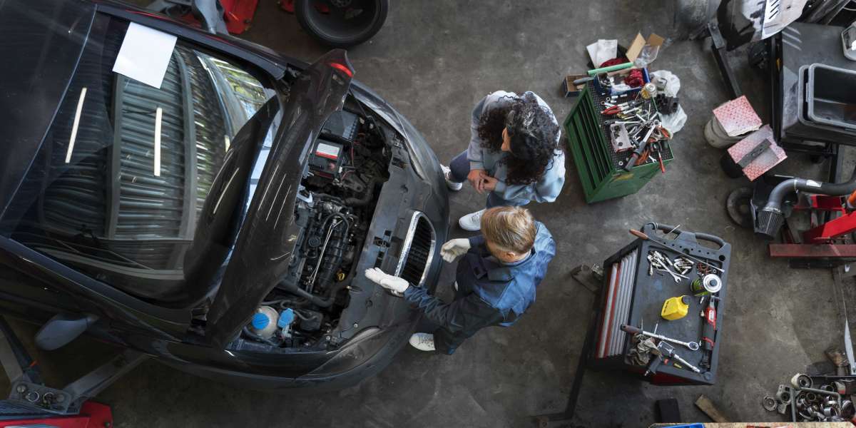 Finding a Reliable Car Mechanic Near Me: Tips and Insights
