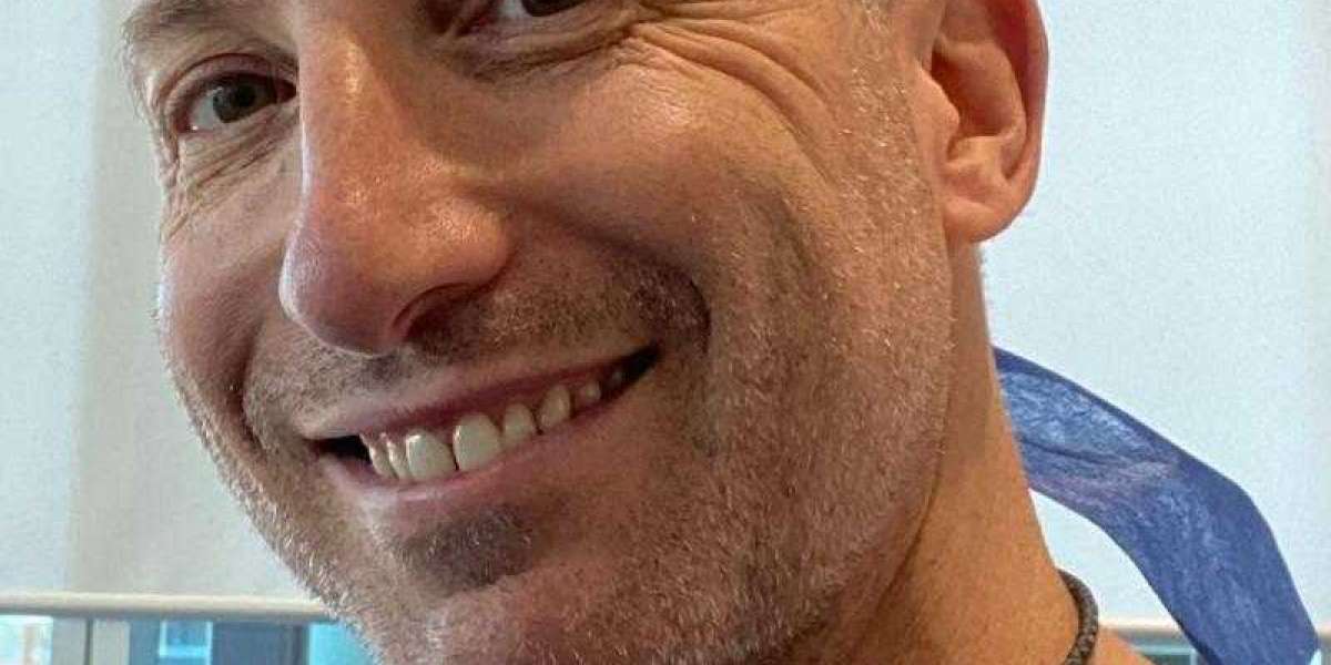 Why Consulting an Ophthalmologist Like Dr Shaun Segal is Essential for Long-Term Eye Health