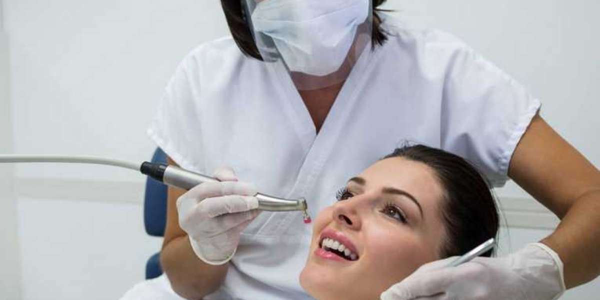 Brighten Your Smile with Professional Teeth Whitening Services in Oakville