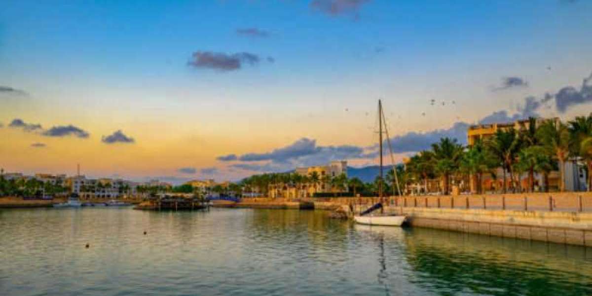 Romantic Escapes: Why Couples adore a Salalah Oman Tour.