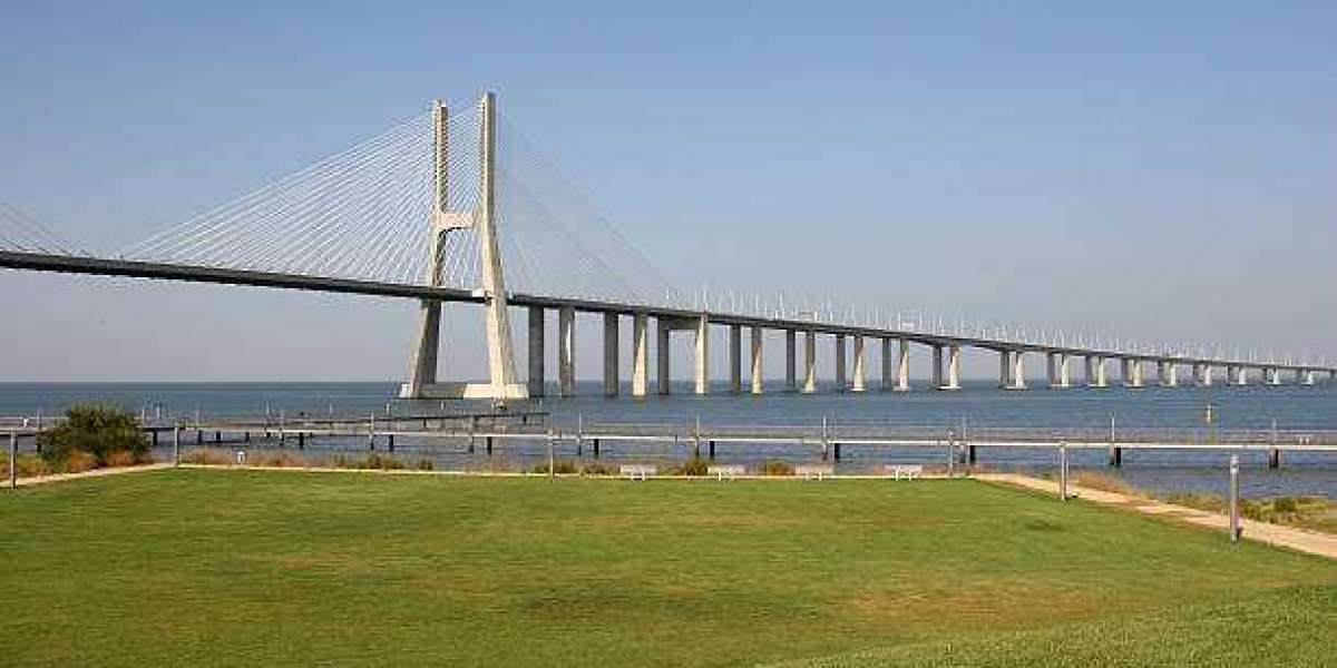 Discover Luxury Golf in Lisbon and Relax in the City’s Finest Hotels