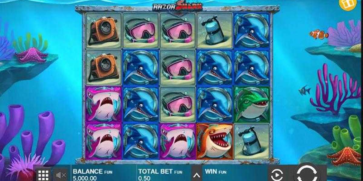 Are You Embarrassed By Your Razor Shark Slot Spiel Abilities? Here's What To Do