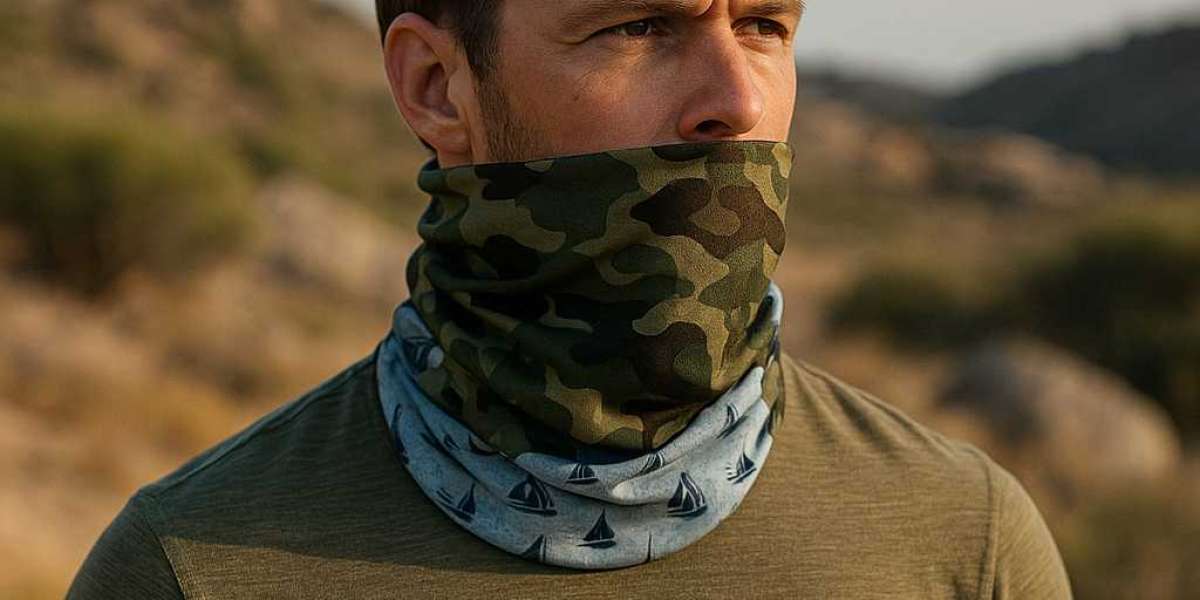 Versatile Neck Gaiters for Men That Deliver Both Fashion and Sun Defense