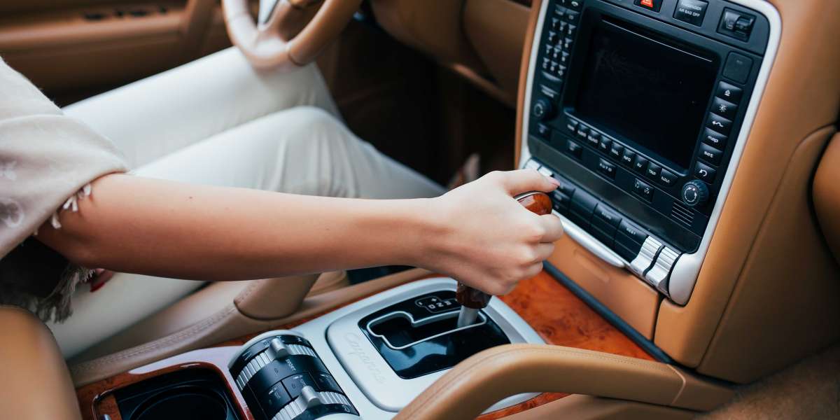 The Ultimate Guide to Center Consoles – Design, Functionality, and Modern Innovation