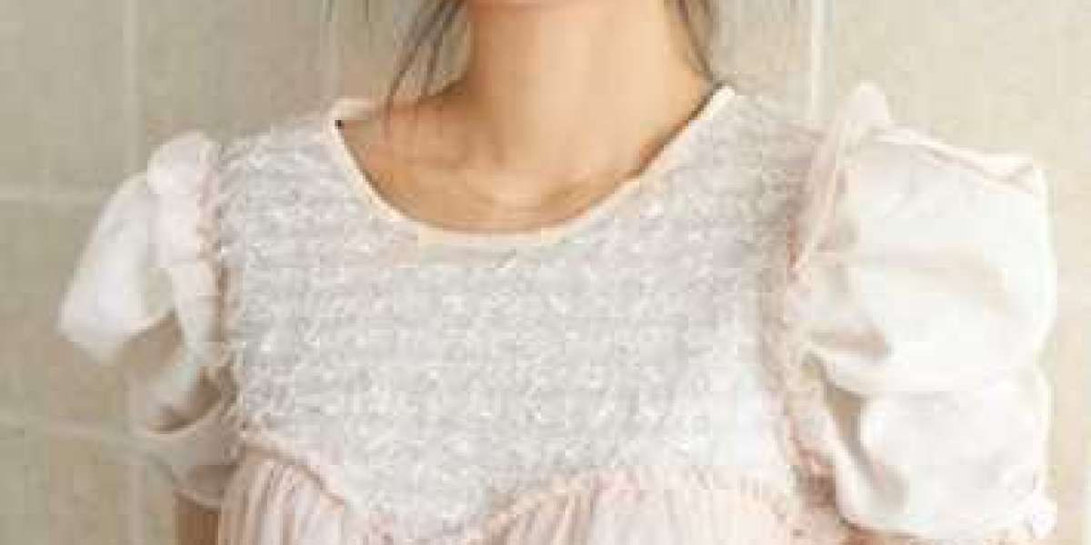 Shanghai Composite Inches Up as Economic Indicators Align