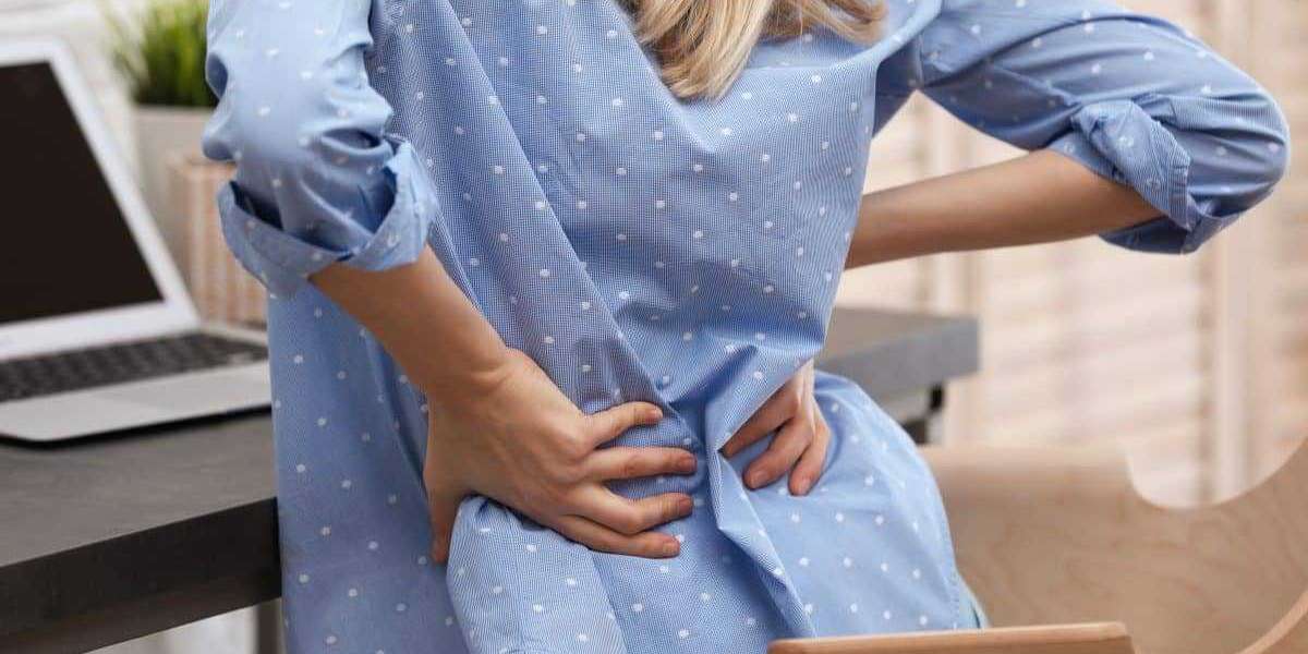 How Can a Back Specialist Help With Chronic Lower Back Pain?