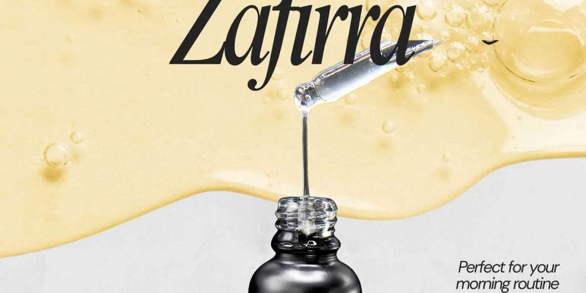 Brighten Your Skin Naturally in Pakistan with the Best Vitamin C Serum